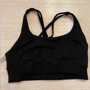 Lulu Lemon sports bra size 8. black. good condition.